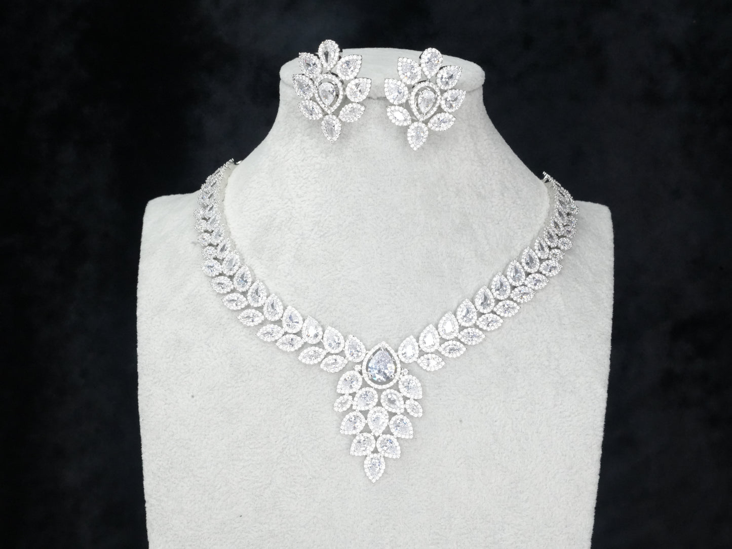 Silver American Diamond Cz Necklace jewelry Silver set