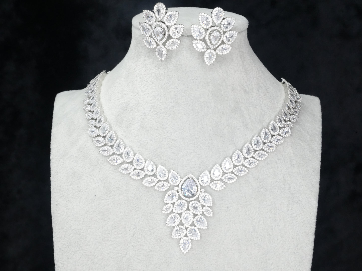 Silver American Diamond Cz Necklace jewelry Silver set
